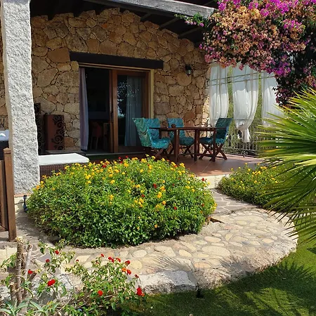 Сasa de vacaciones In La Bouganville Monte Petrosu